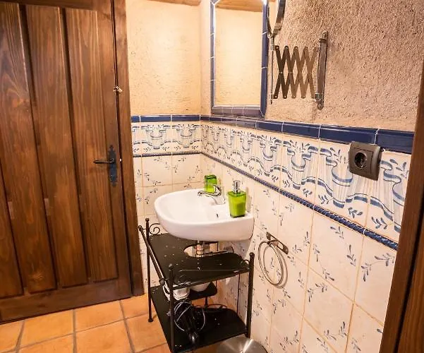 Sierra De Gata El Corral De La Higuera Torre de Don Miguel